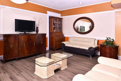 Americas Best Value Inn - Richmond South image 6